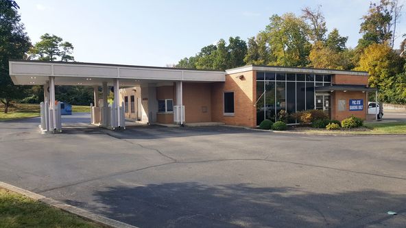 Former Bank Branch: 800 Western Ave, Chillicothe, OH 45601